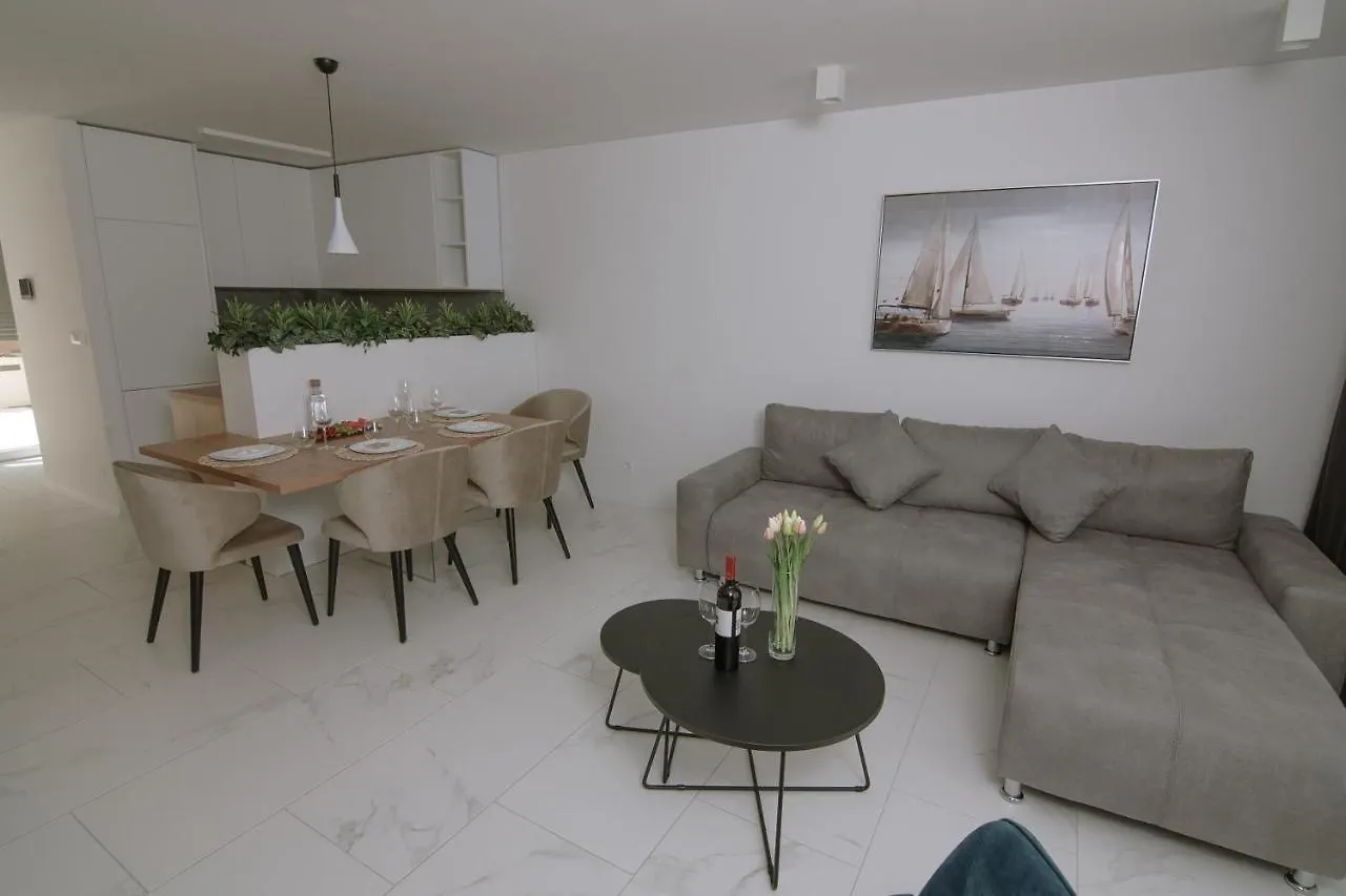 Apartments Adriatic Pearl 트로기르 크로아티아