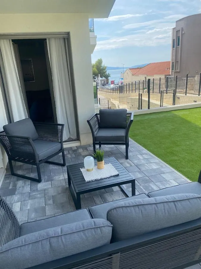 Apartments Adriatic Pearl 트로기르
